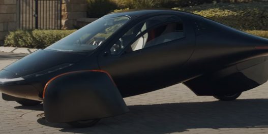 Projektovan automobil na solarni pogon kome nije potrebno punjenje
