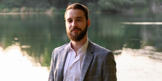 Darko Stojilović: Teorije zavere su primamljive jer nude savršena objašnjenja – sve se uklapa i sve ima smisla