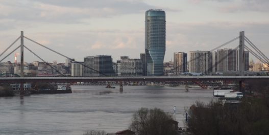 Investitorski urbanizam vs klimatske promene: kako je ekološki ugrožena beogradska obala Save?