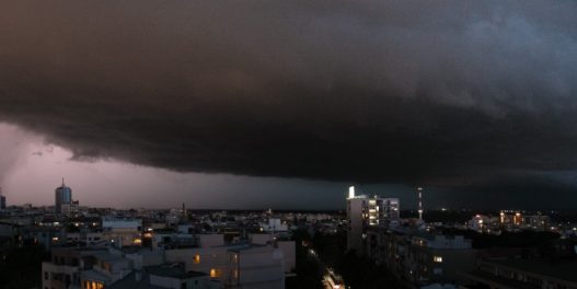 Beograd pod vodom: Jučerašnje kiše nisu bile ekstremne, ali je infrastruktura svejedno posustala